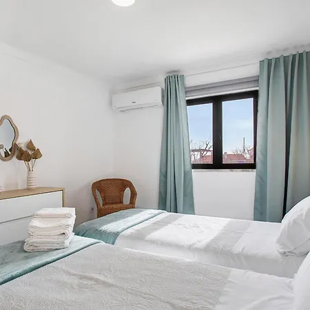 Bouros's Cliff * Serra do Bouro