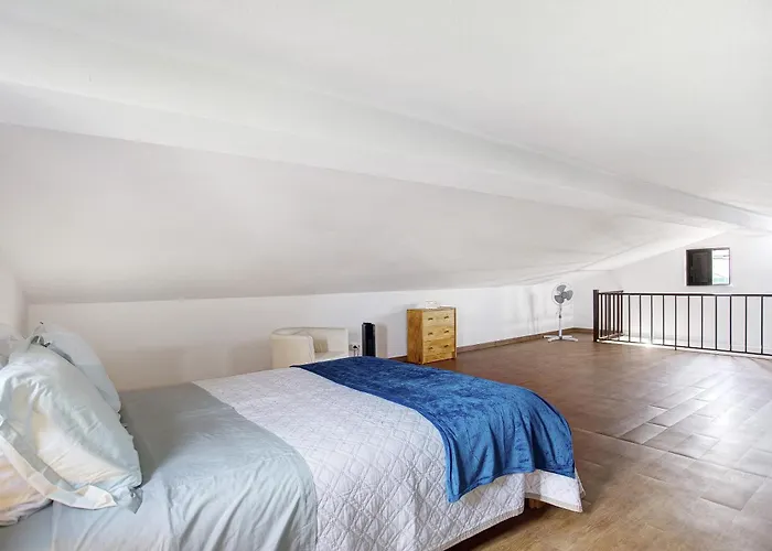 Bouros's Cliff Ferienhaus Serra do Bouro